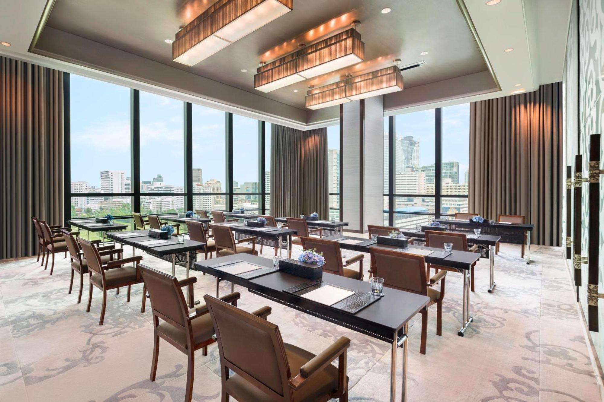 The St. Regis Bangkok Hotel Eksteriør billede